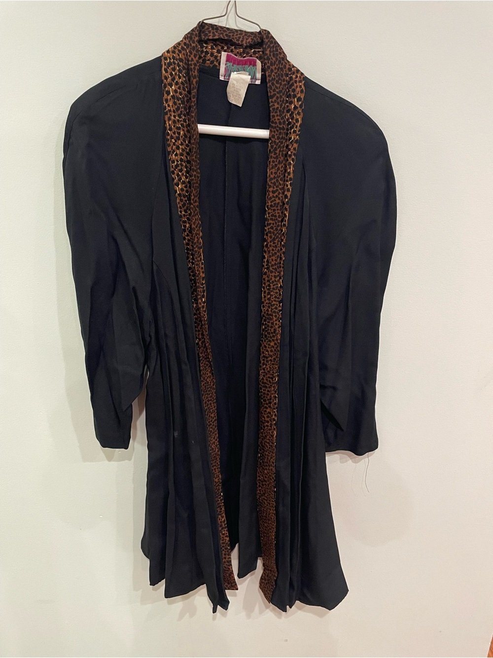 vintage Sheena Fashions black open-front cardigan kimono jacket Leopard Print 18